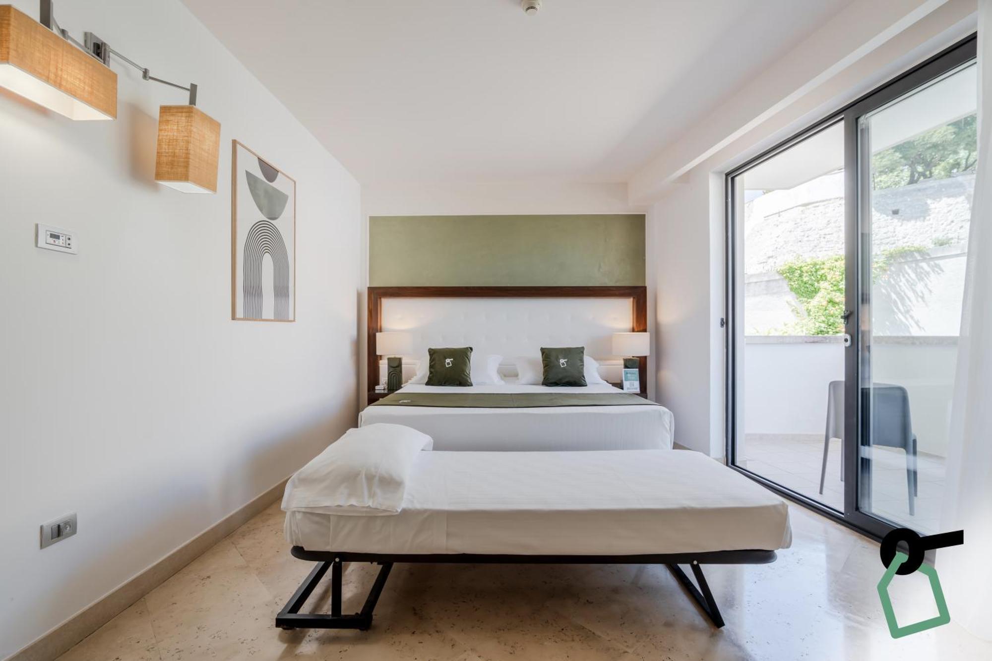 Hotiday Room Collection - Οτράντο Εξωτερικό φωτογραφία